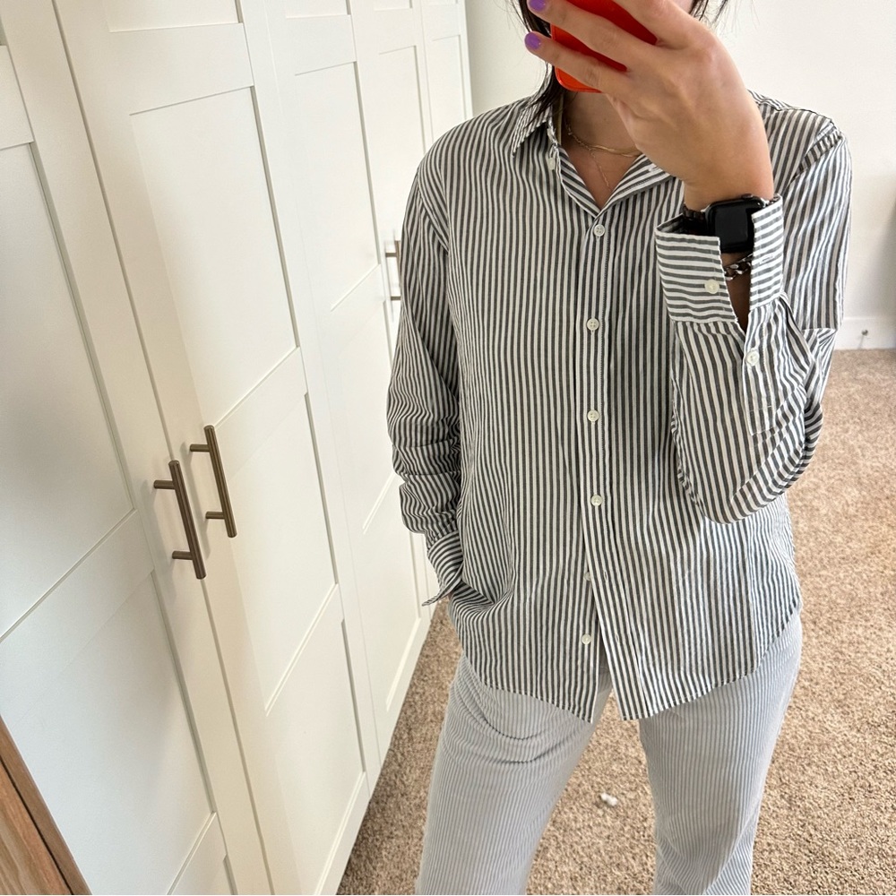 Striped Everlane Oxford button down